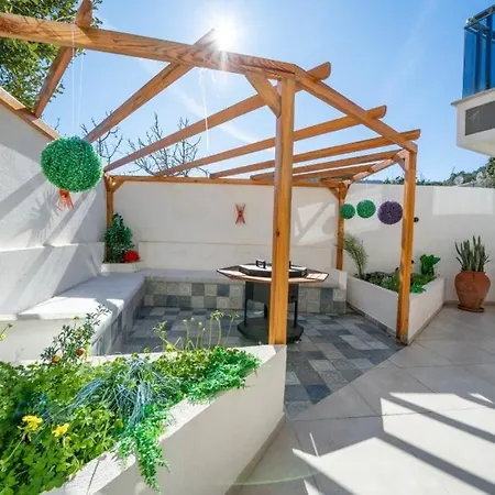 Liv Villa