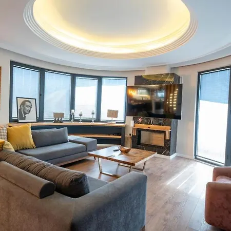 Liv Villa *