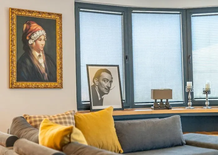 Liv * 马尔马里斯